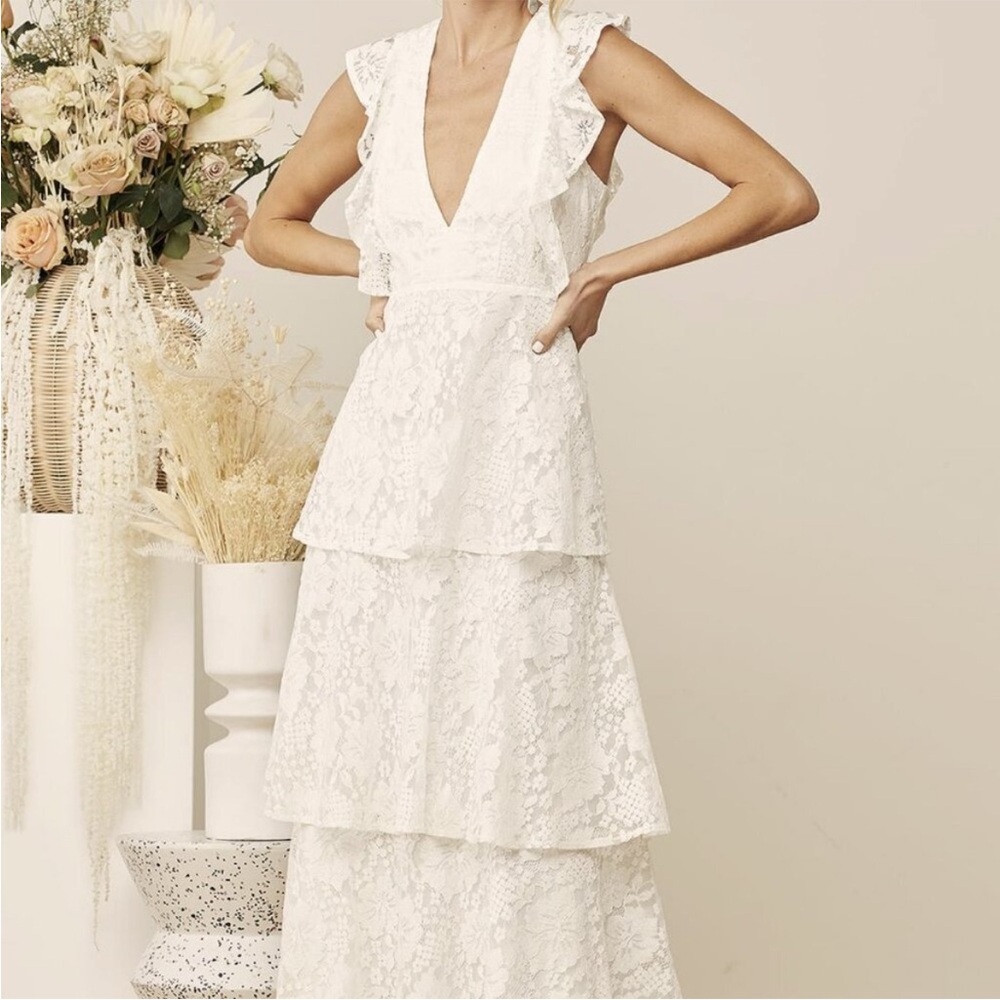 Lulu's White Lace Maxi Dress